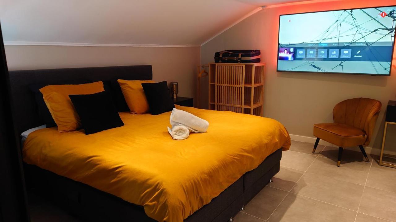 Relaxed Luxe "Boszichthuisje" Met Jacuzzi Bospark Ijsselheide Hattemerbroek Bagian luar foto