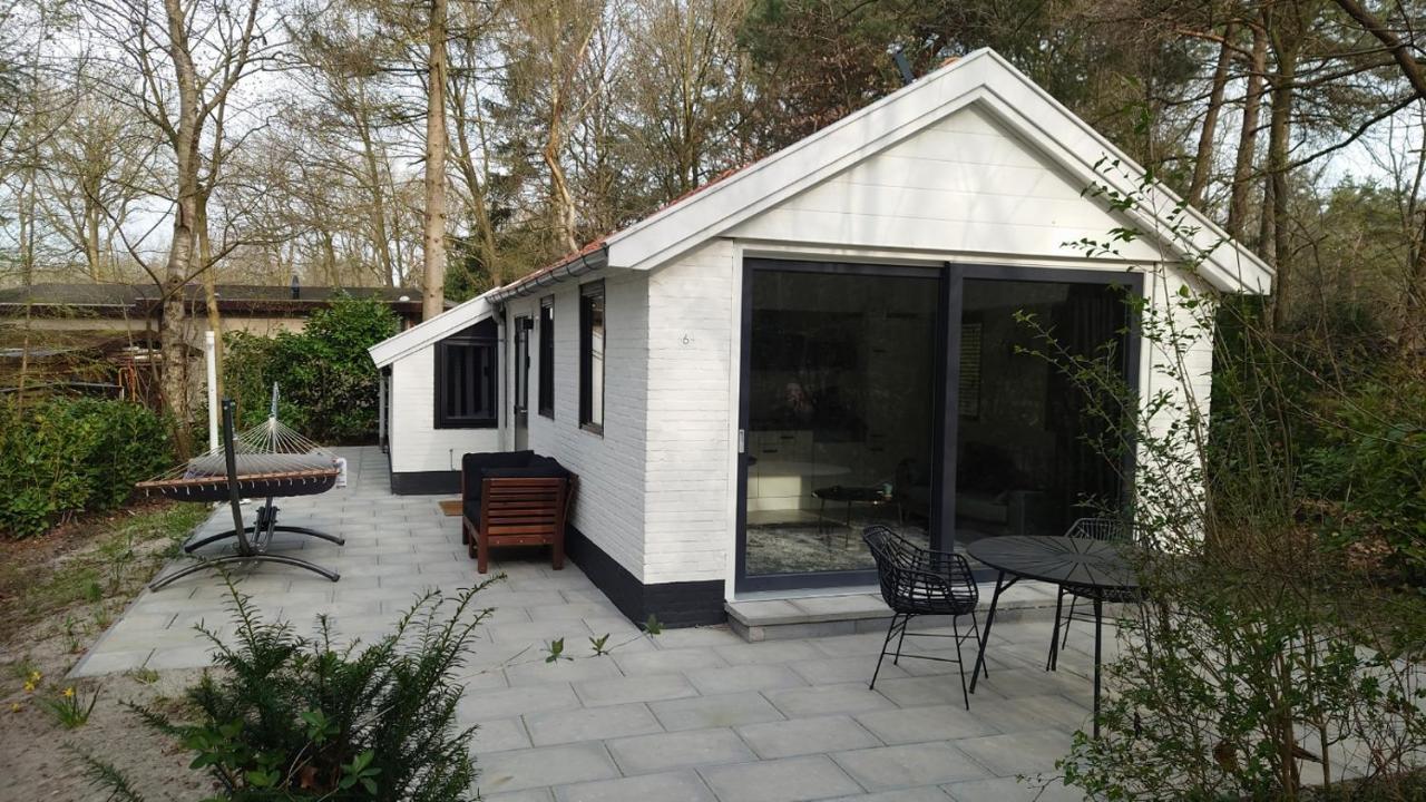 Relaxed Luxe "Boszichthuisje" Met Jacuzzi Bospark Ijsselheide Hattemerbroek Bagian luar foto